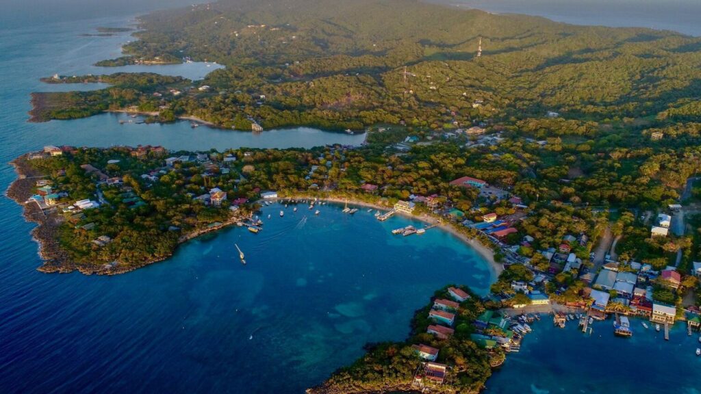 See Roatan The 15 BEST Things To Do In Roatan According To Locals