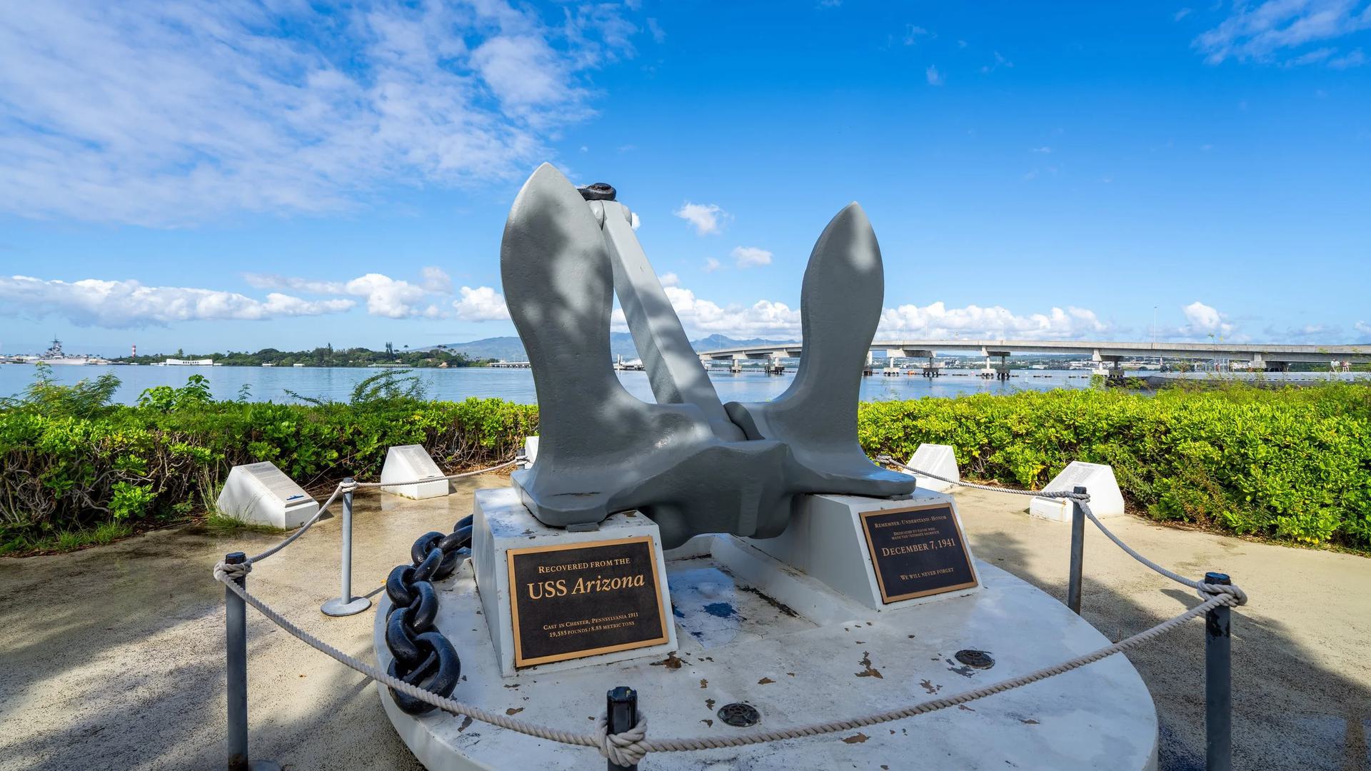a monument near the beach