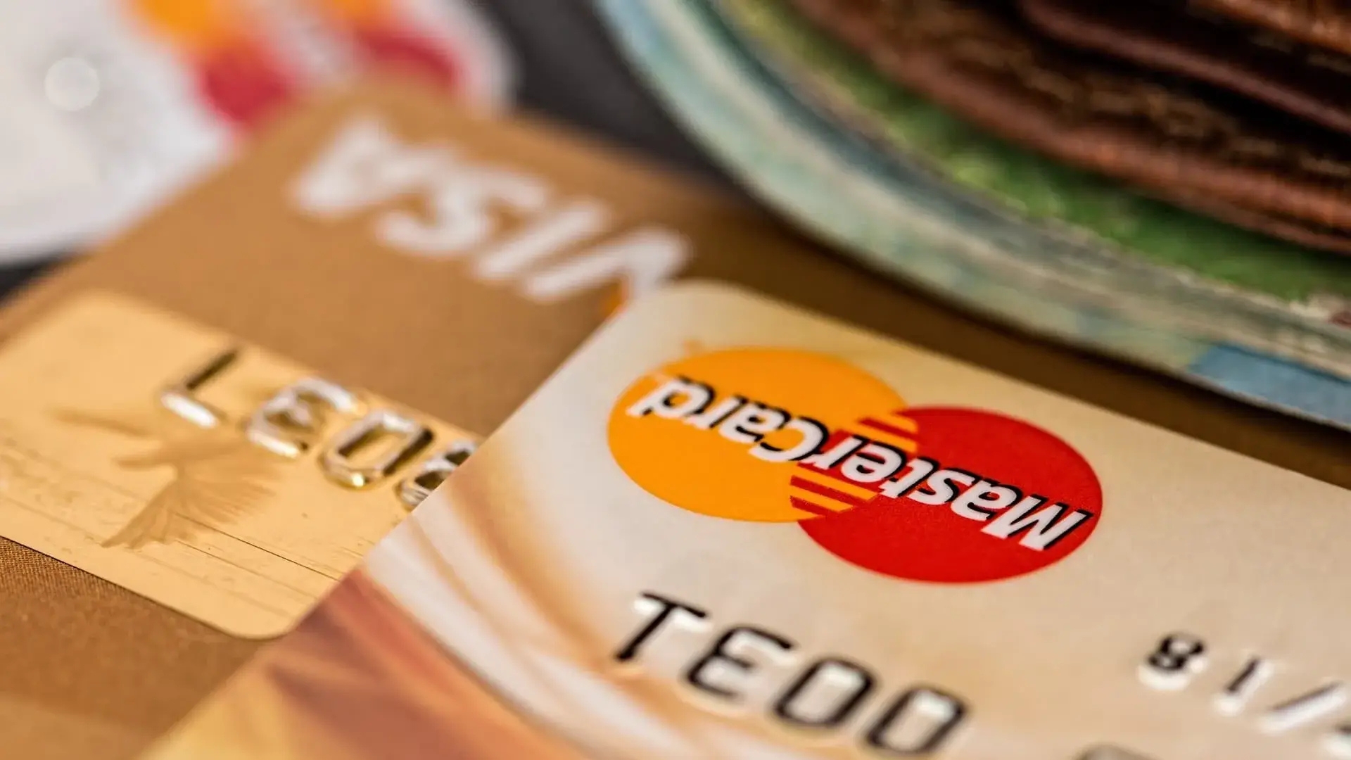 Photo of Visa and MasterCard credit cards.