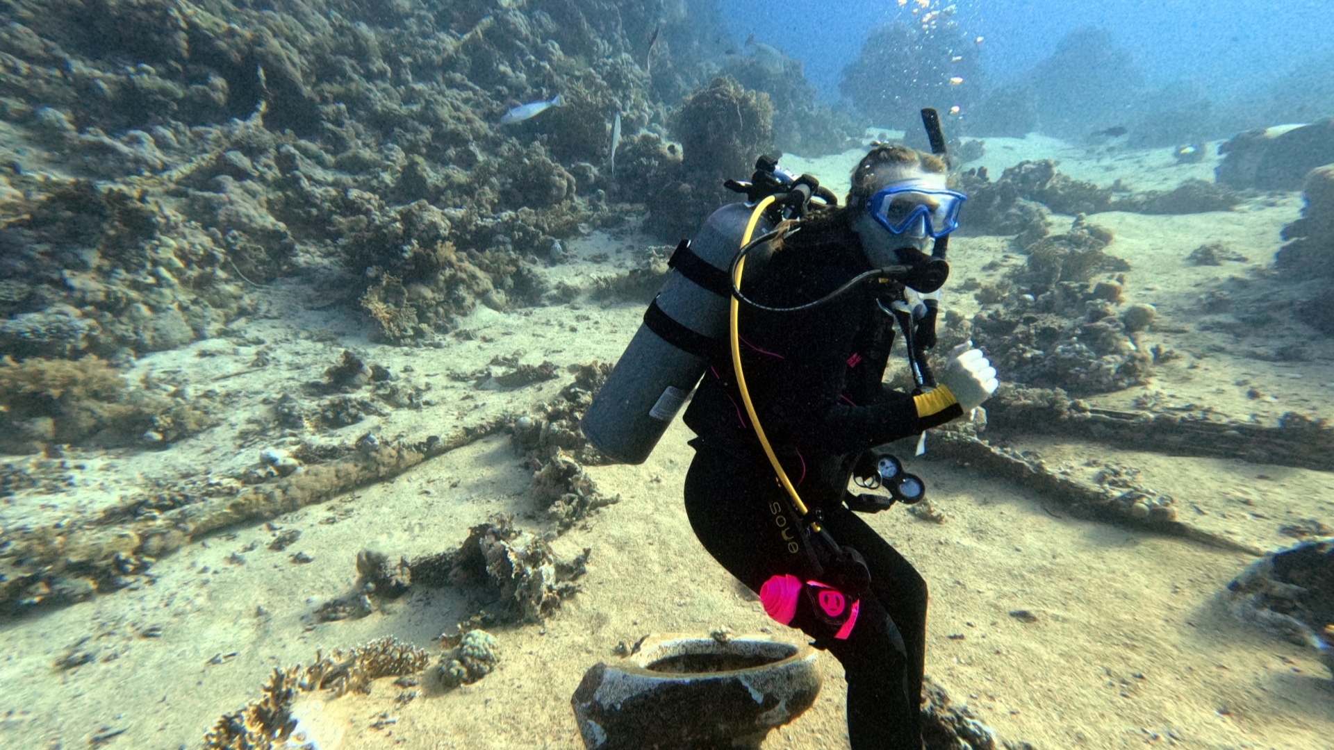 Photo of Scuba Jay's daughter Sofia on the Yolanda wreck.