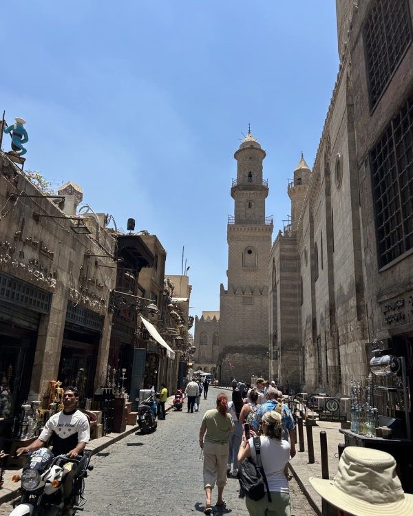 Photo of El Moez Street.