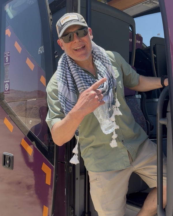 Scuba Jay getting back on the tour bus.